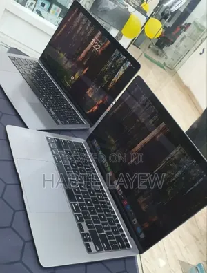 New Laptop Apple MacBook Pro M1 16GB Apple M1 SSD 256GB