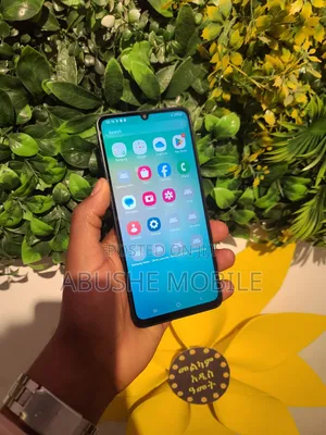 Photo - New Samsung Galaxy A06 128 GB Black