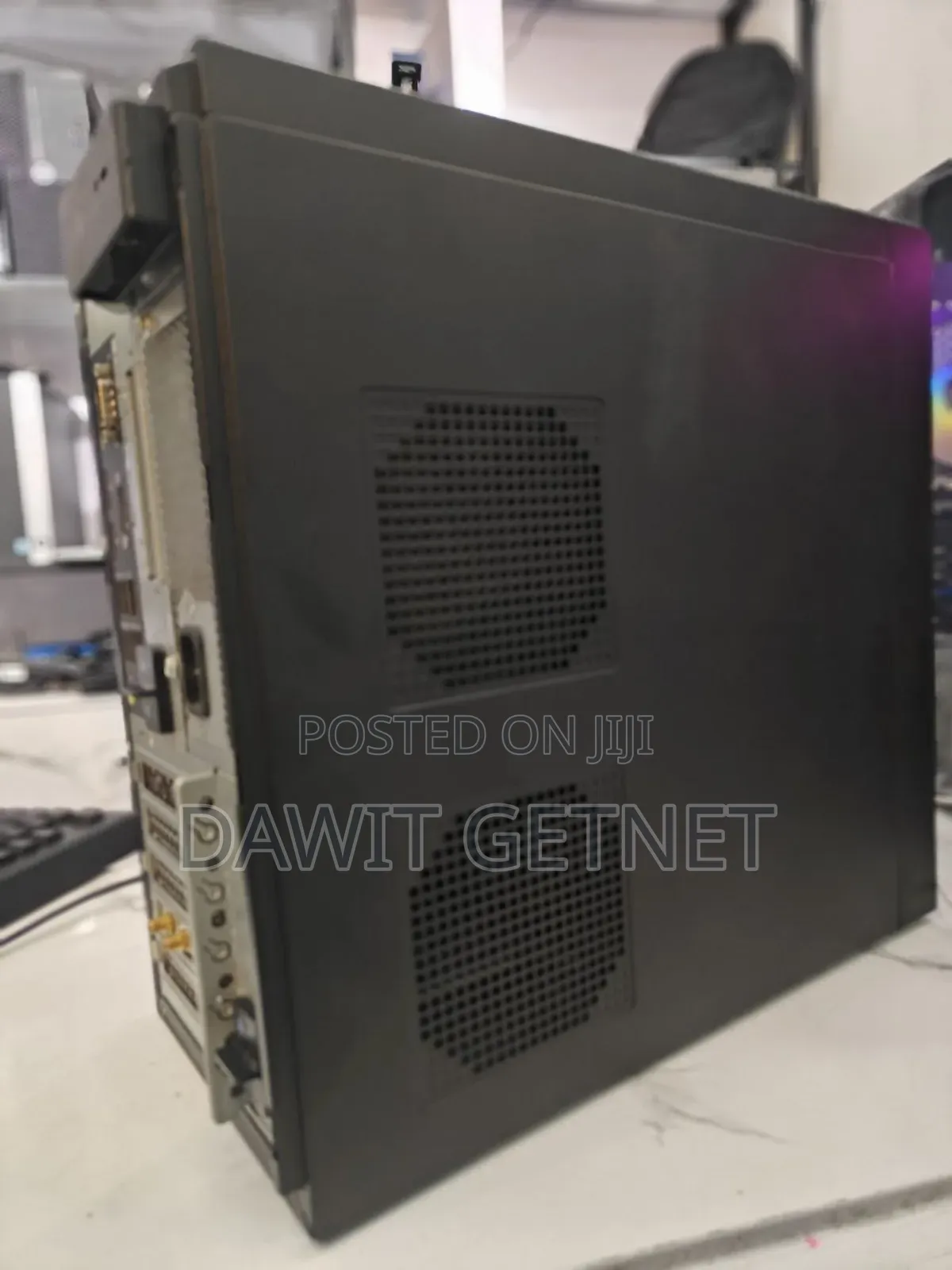 New Laptop HP Omen 15 16GB AMD Ryzen 7 SSD 512GB