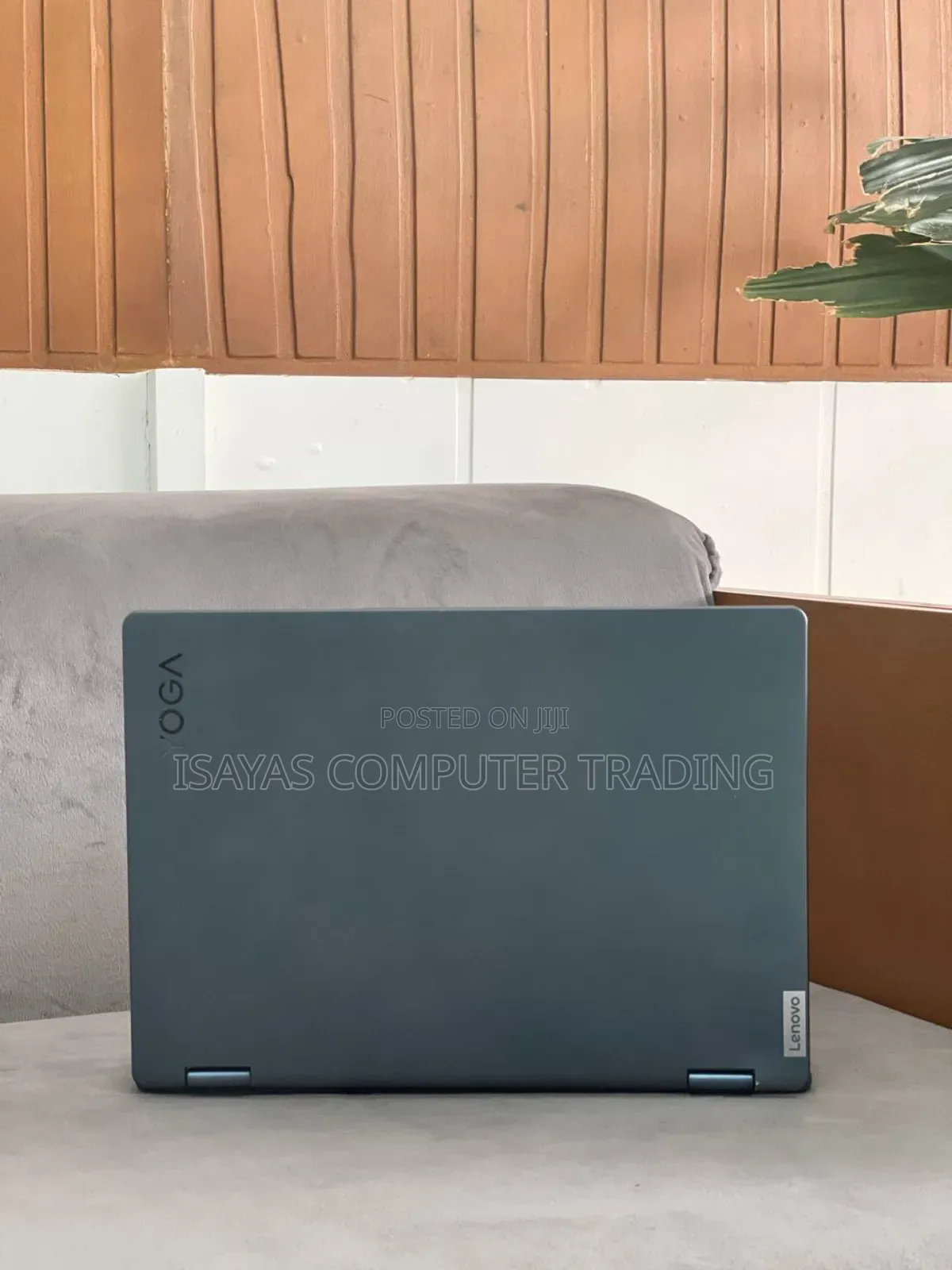 New Laptop Lenovo 8GB AMD Ryzen 5 SSD 512GB