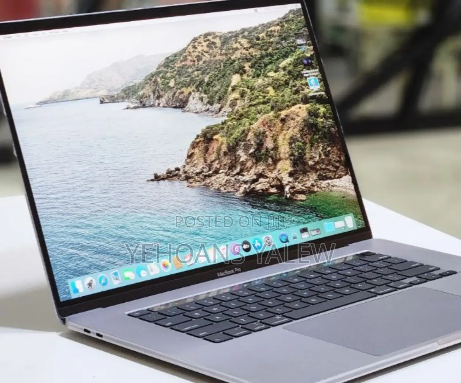 New Laptop Apple MacBook Pro 2019 32GB Intel Core I9 SSD 1T