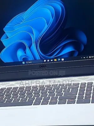 New Laptop Dell G15 5535 16GB AMD Ryzen 7 SSD 1T