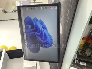 Photo - Laptop Lenovo Thinkpad X13 Yoga 16GB Intel Core I5 SSD 512GB