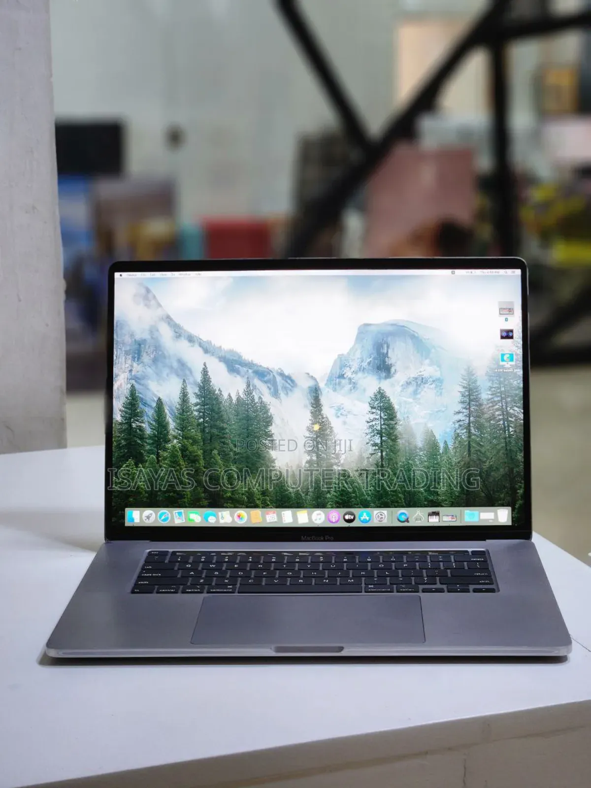 New Laptop Apple MacBook Pro 2019 32GB Intel Core I9 SSD 1T