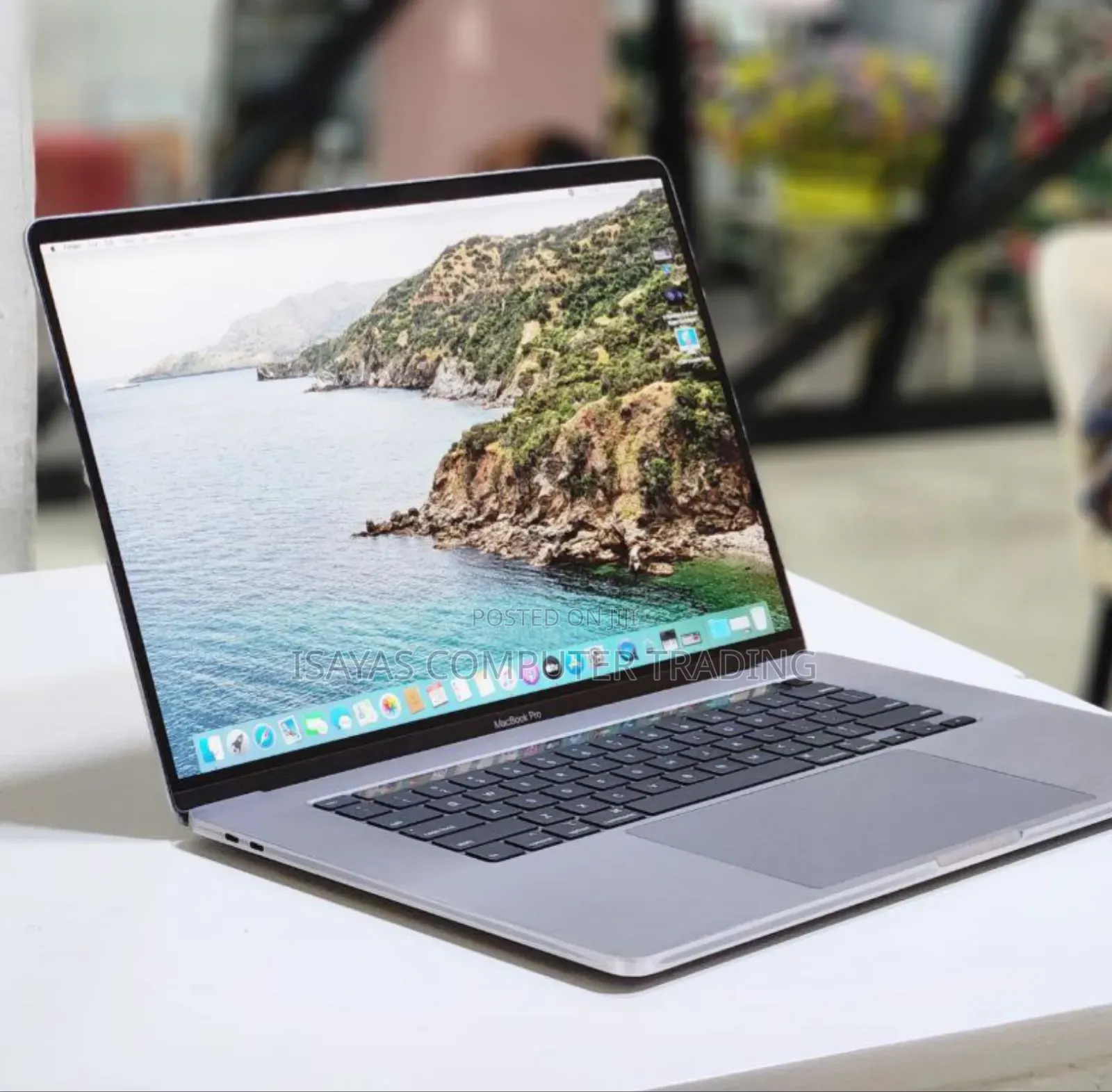 New Laptop Apple MacBook Pro 2019 32GB Intel Core I9 SSD 1T