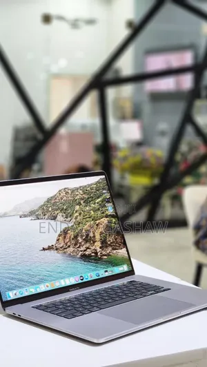 New Laptop Apple MacBook Pro 2019 32GB Intel Core I9 SSD 1T