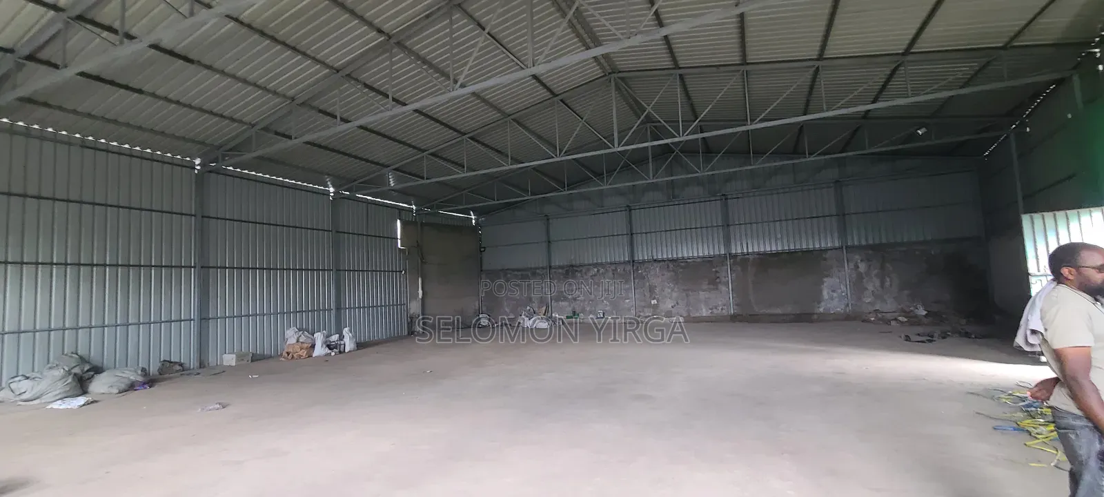 ለክራይ የቀረበ መጋዘን