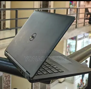 Laptop Dell Latitude E7470 8GB Intel Core I5 SSD 256GB