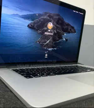 New Laptop Apple MacBook Pro 2013 8GB Intel Core I7 SSD 256GB