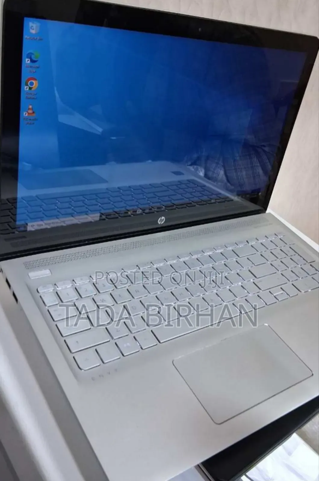 New Laptop HP Envy X360 8GB Intel Core I5 SSD 1T