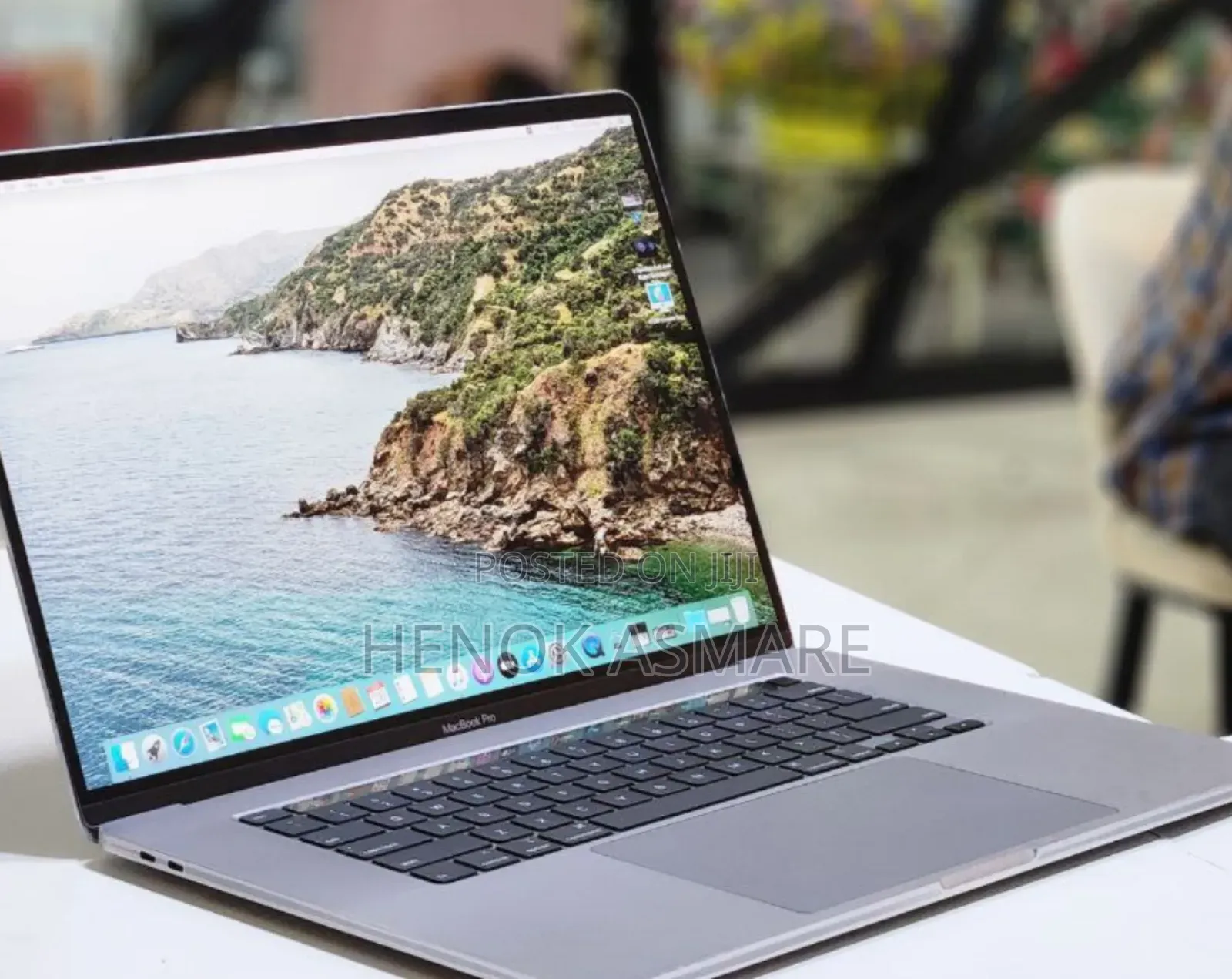 New Laptop Apple MacBook Pro 2019 32GB Intel Core I9 SSD 1T