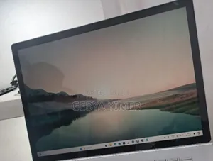 New Laptop Microsoft Surface 16GB Intel Core I7 SSD 256GB