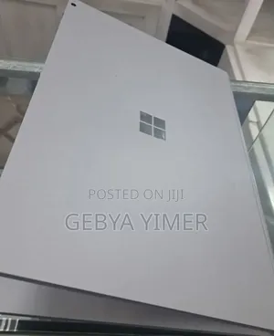 New Laptop Microsoft Surface 16GB Intel Core I7 SSD 256GB