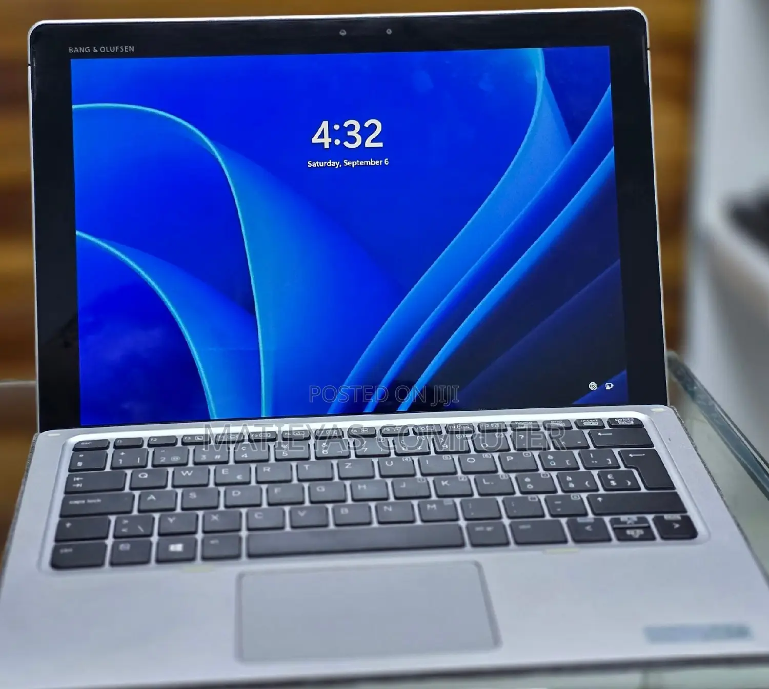 New Laptop HP X2 8GB Intel Core I5 SSD 256GB