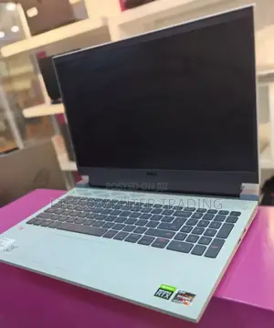 New Laptop Dell G15 5535 16GB AMD Ryzen 7 SSD 512GB