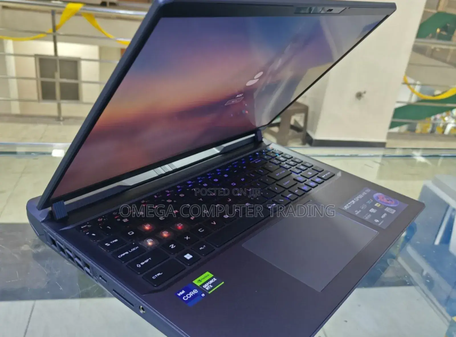 New Laptop MSI Vector GP68 HX 13V 16GB Intel Core i9 SSD 1T
