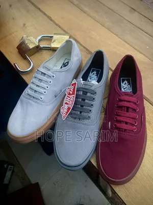 Photo - Original Vans Shoew