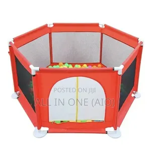 Photo - Indoor/Outdoor Playground Fence With 50 Balls