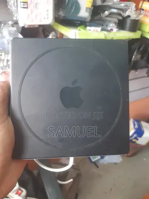 Apple Usb Superdrive. Playing and Burning CDS and Dvds.