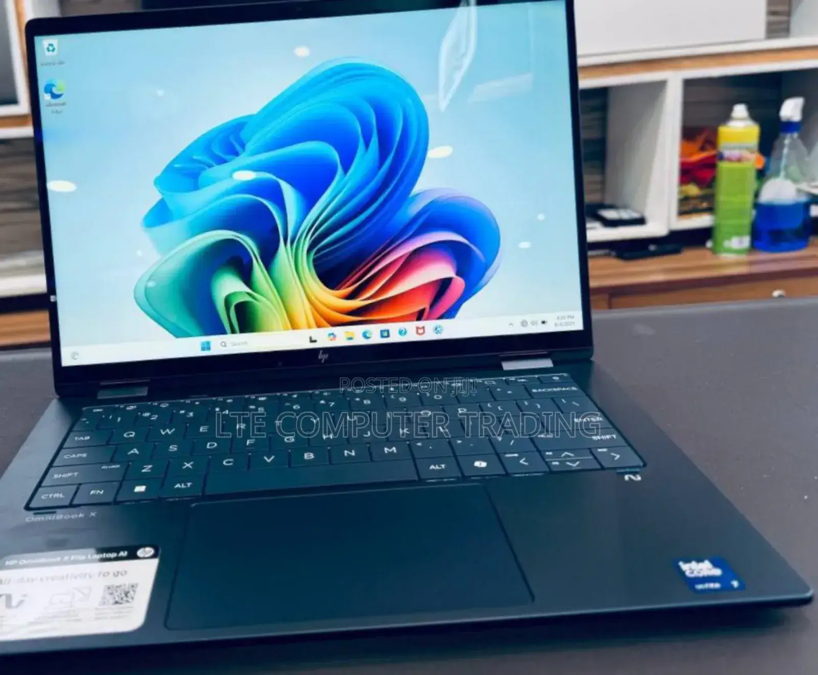 New Laptop HP OmniBook 7 14" 16GB Intel Core Ultra 7 SSD 1T