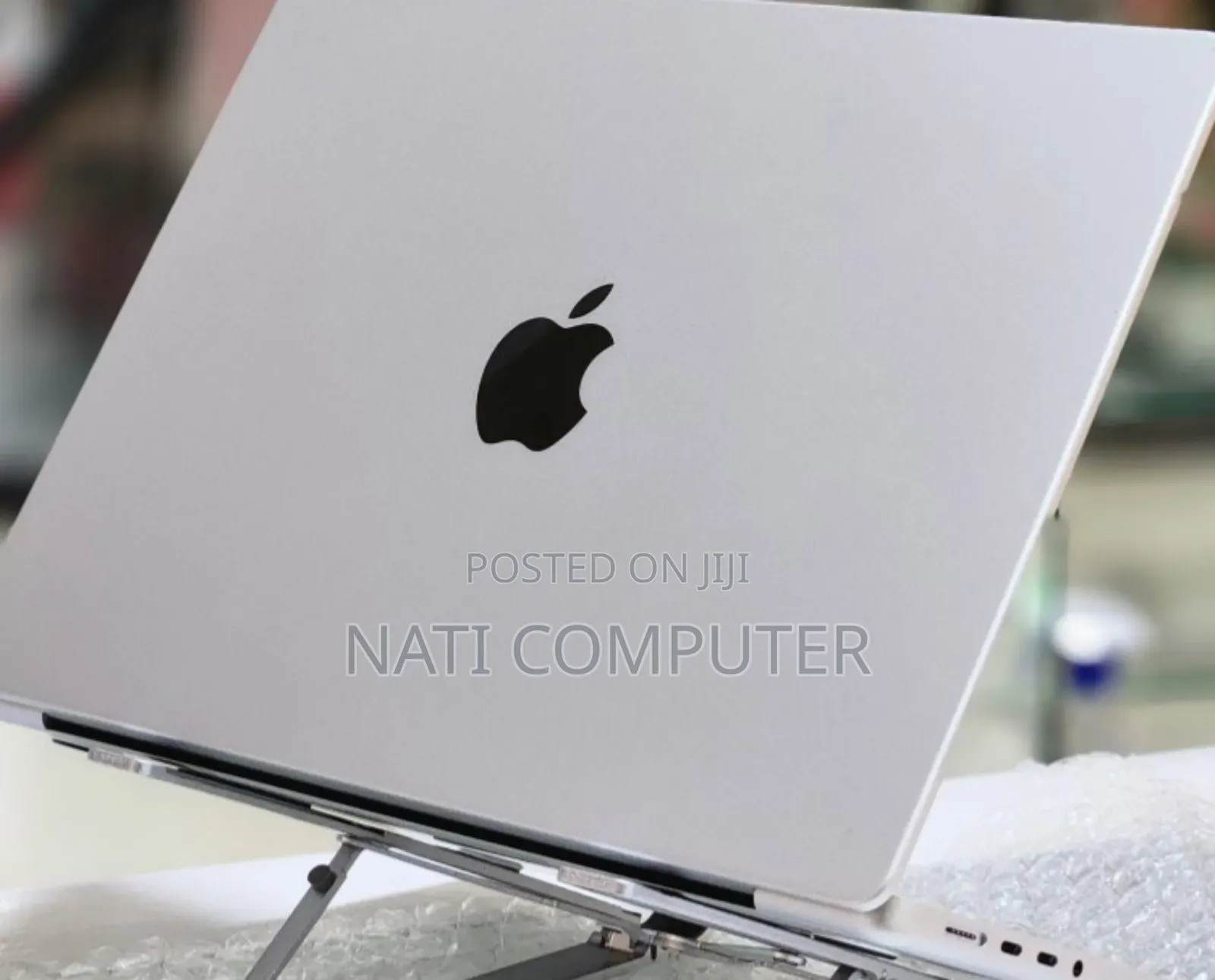 New Laptop Apple MacBook Pro M1 16GB Intel Core I5 SSD 512GB