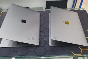 Photo - New Laptop Apple MacBook Pro M1 16GB Intel SSD 256GB