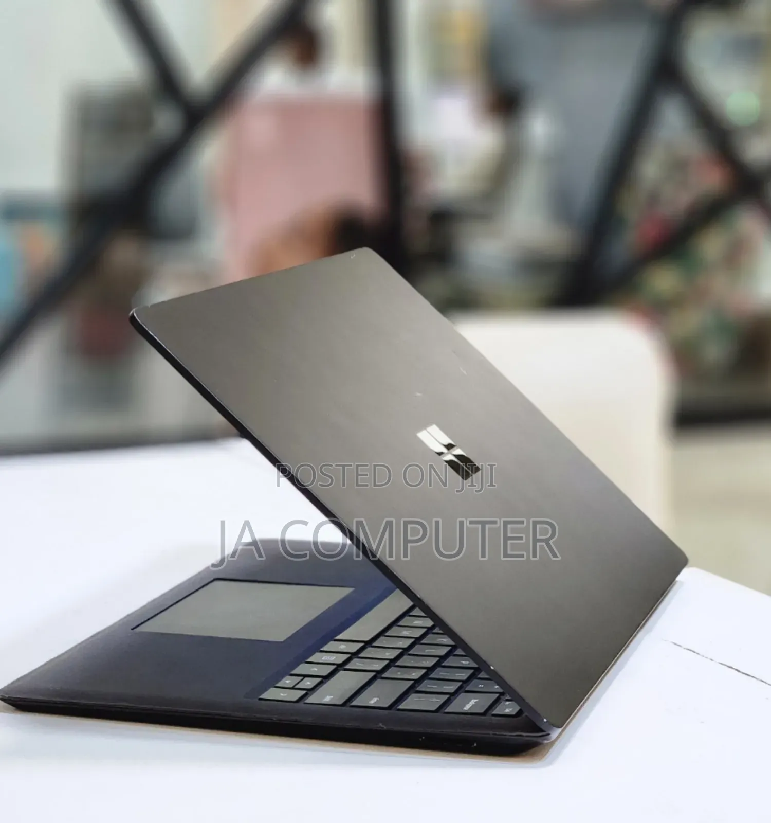 New Laptop Microsoft Surface 16GB Intel Core I7 SSD 512GB