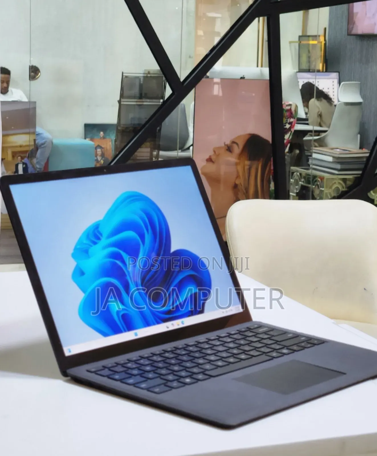 New Laptop Microsoft Surface 16GB Intel Core I7 SSD 512GB