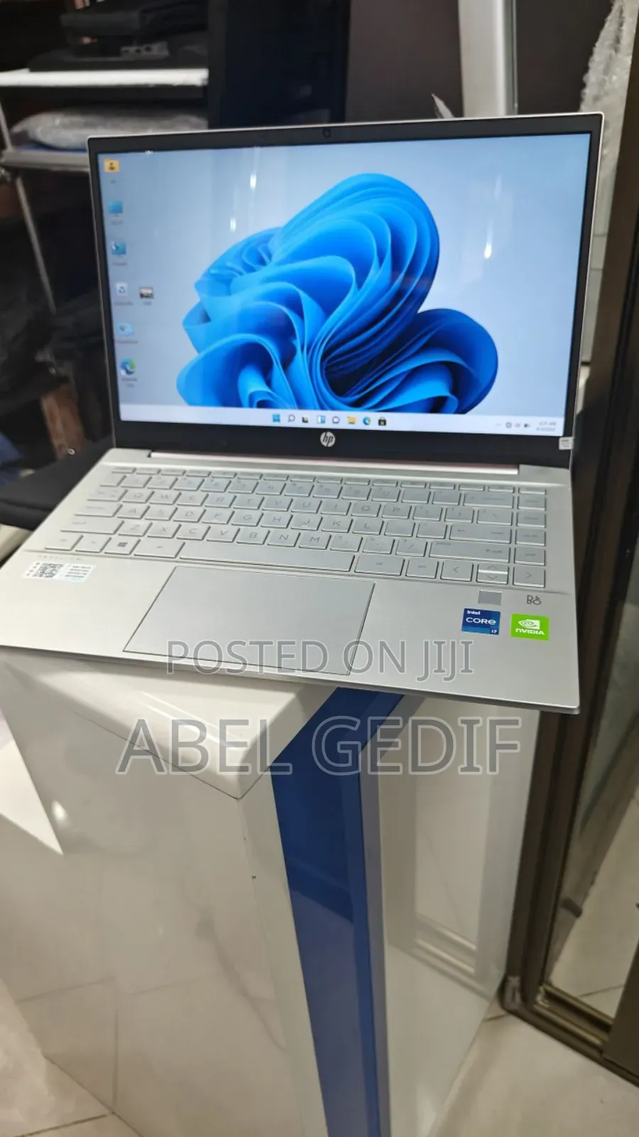 New Laptop HP Pavilion 14 16GB Intel Core I7 SSD 512GB