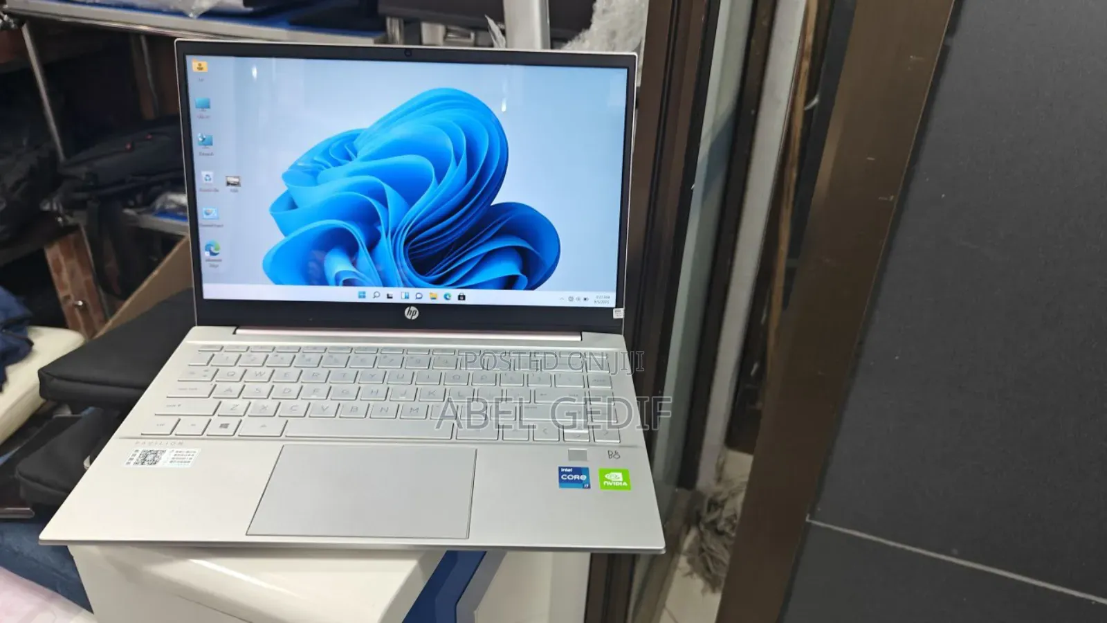 New Laptop HP Pavilion 14 16GB Intel Core I7 SSD 512GB