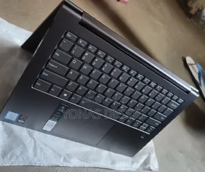 New Laptop Lenovo Yoga C740 16GB Intel Core i7 SSD 512GB