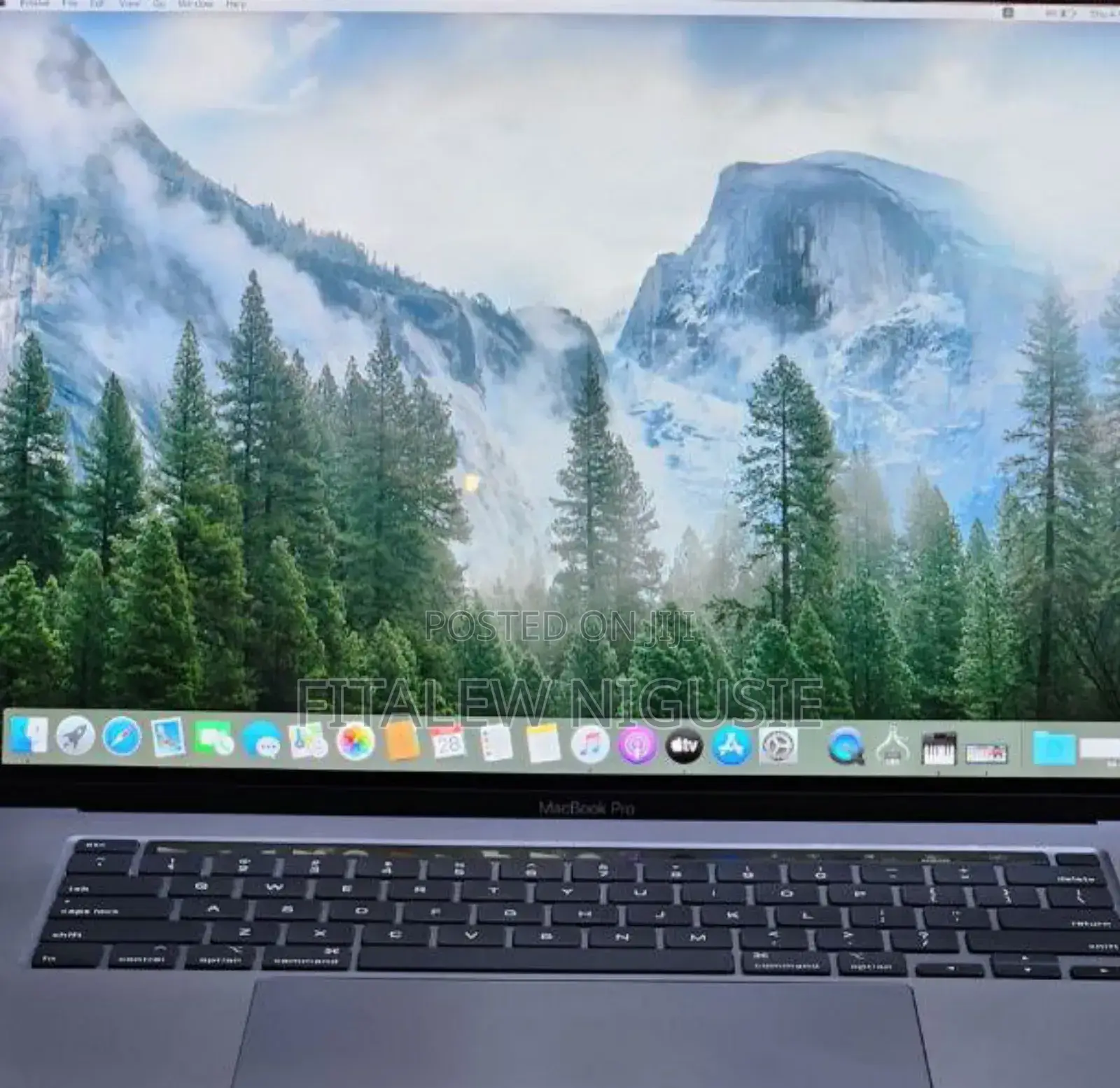 New Laptop Apple MacBook Pro 2019 32GB AMD Ryzen 7 SSD 1T