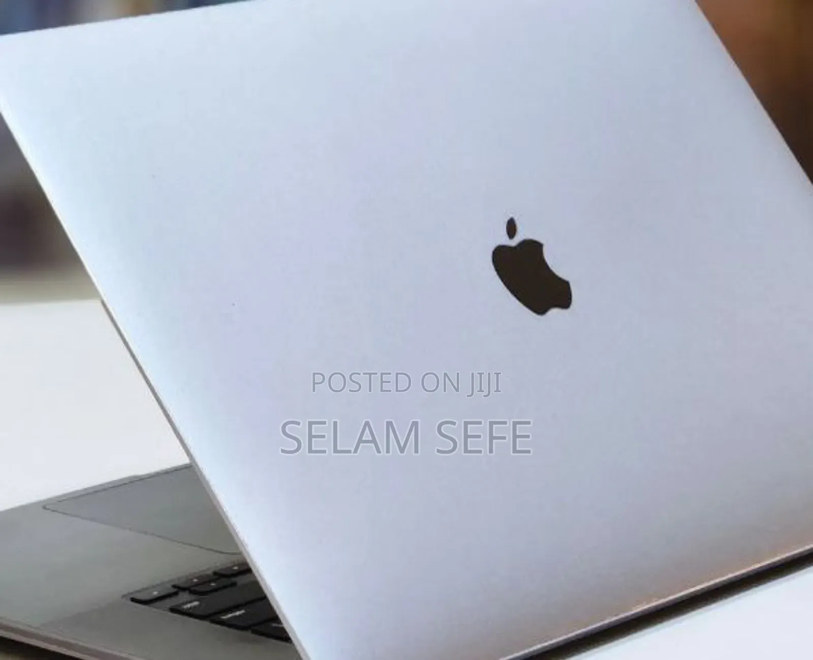 New Laptop Apple MacBook Pro 2019 32GB AMD Ryzen 7 SSD 1T