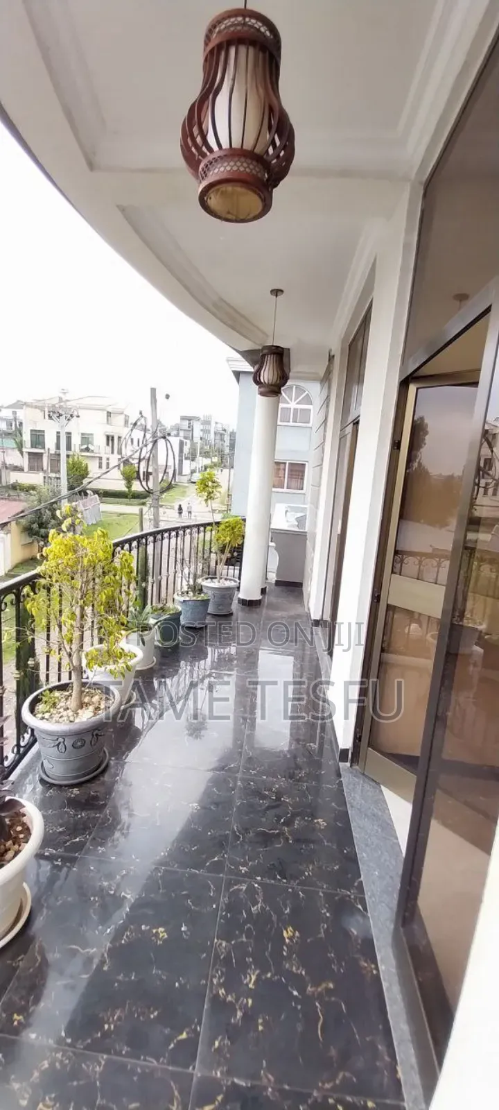 Furnished 8bdrm House in Cmc መር, Bole for sale