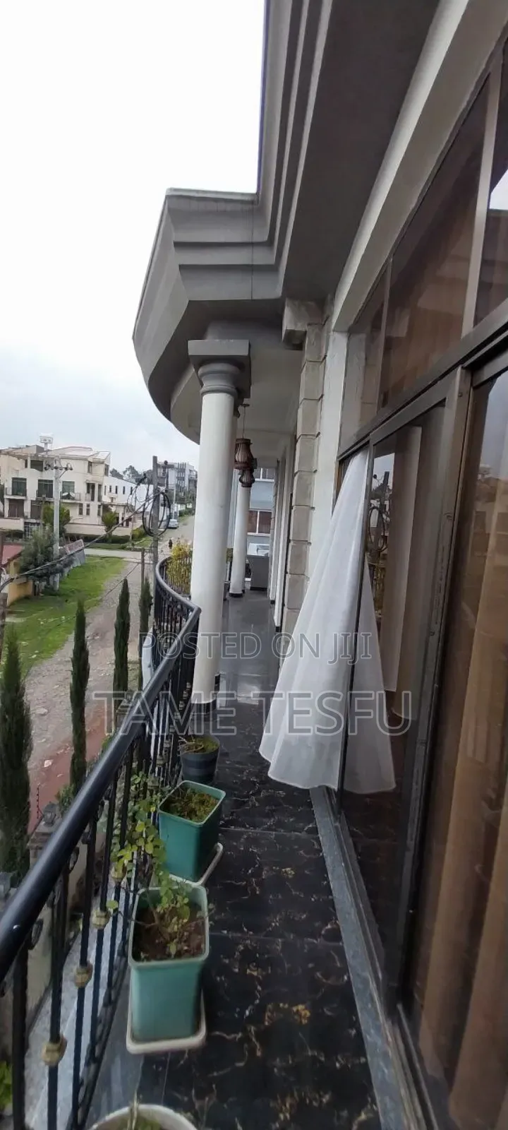 Furnished 8bdrm House in Cmc መር, Bole for sale