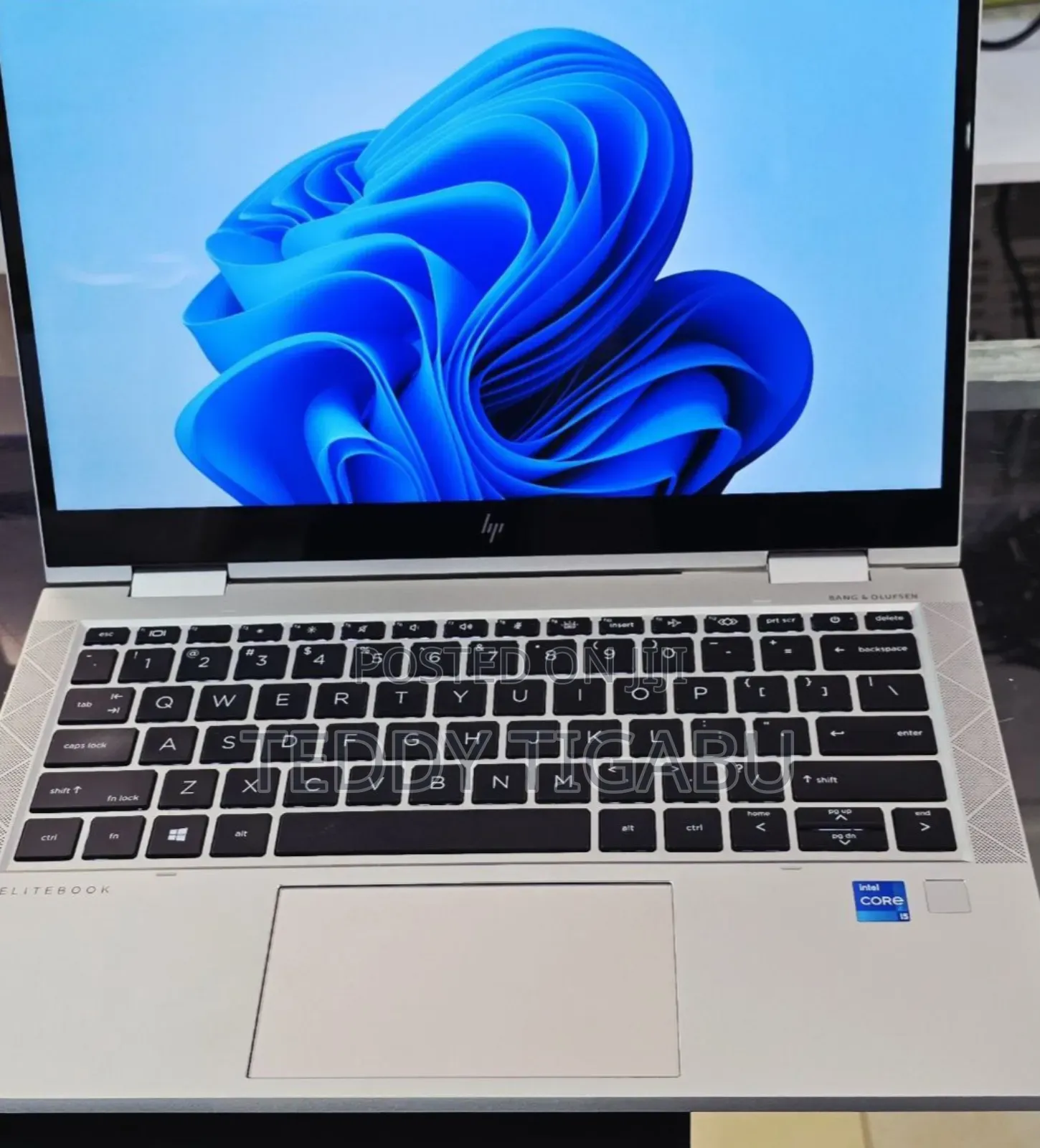 New Laptop HP Envy x360 16GB Intel Core i5 SSD 512GB