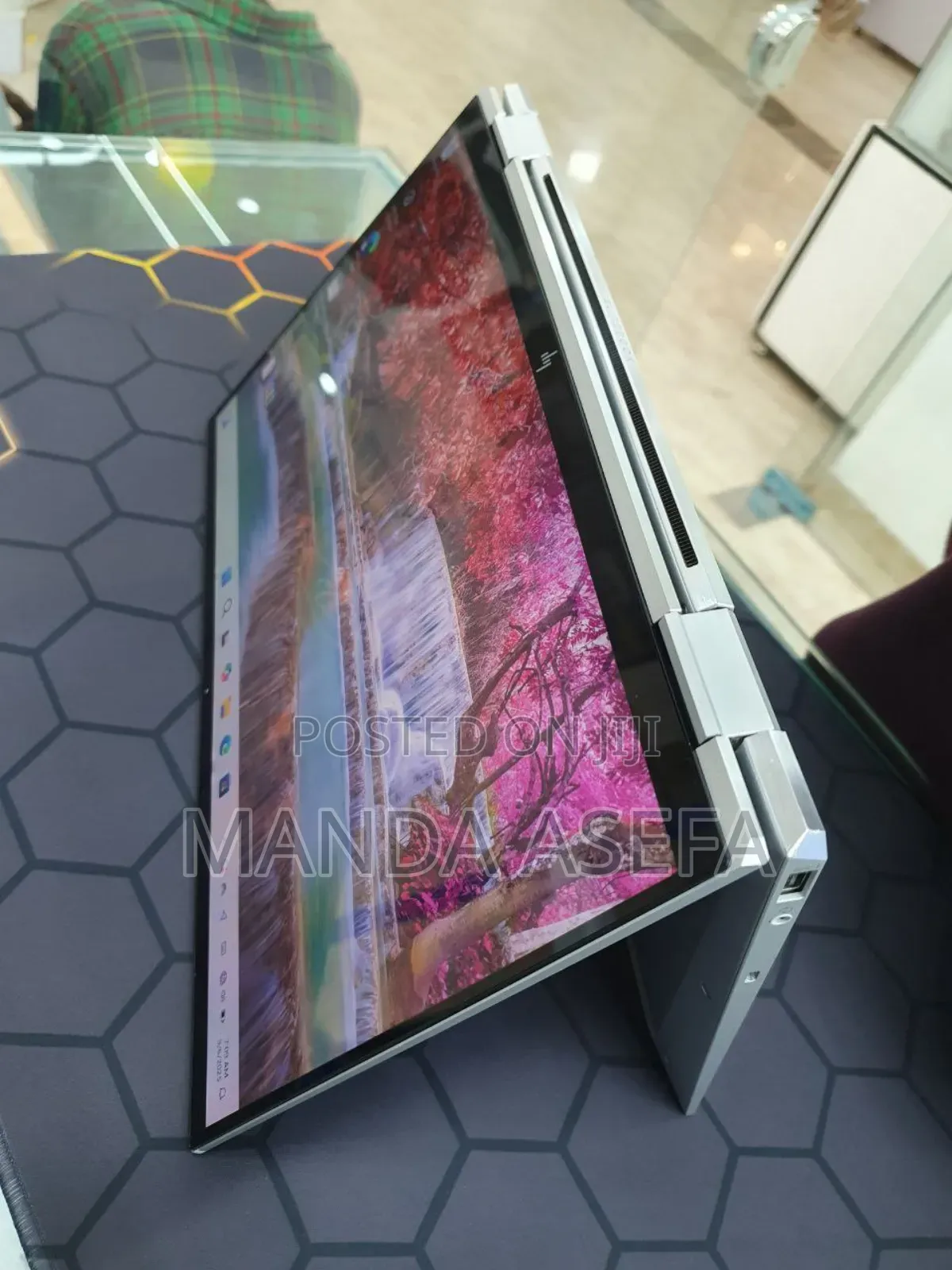 New Laptop HP EliteBook X360 1040 G7 16GB Intel Core I7 SSD 512GB