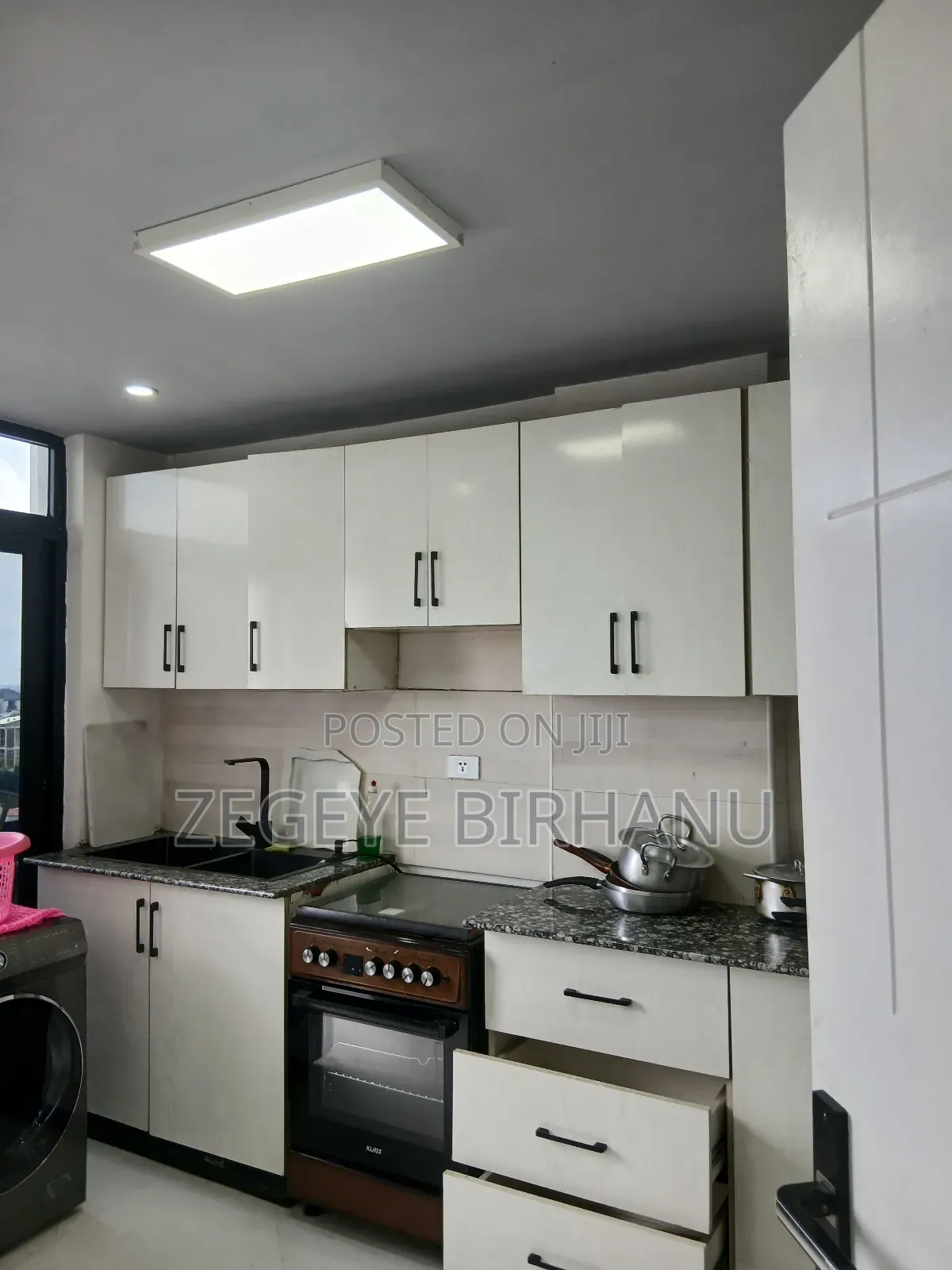 Furnished 3bdrm Apartment in Yeka for sale