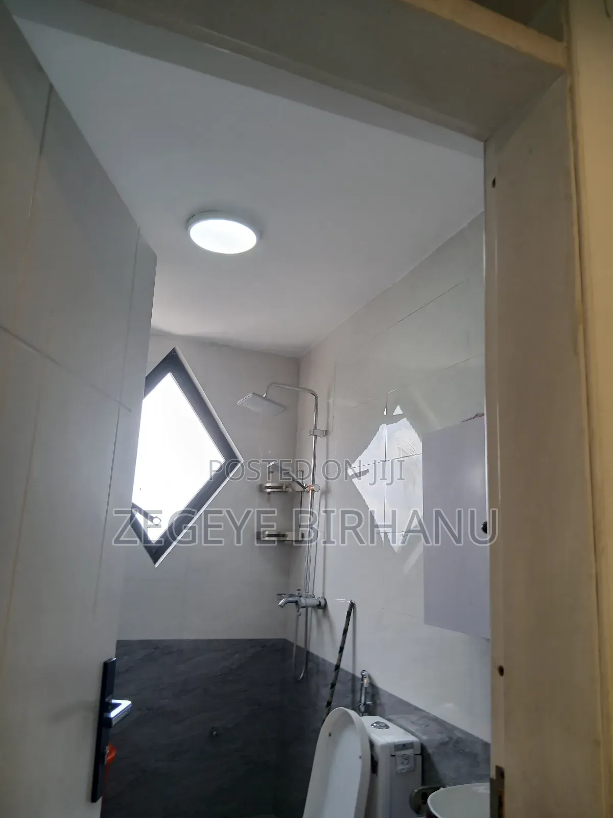 Furnished 3bdrm Apartment in Yeka for sale