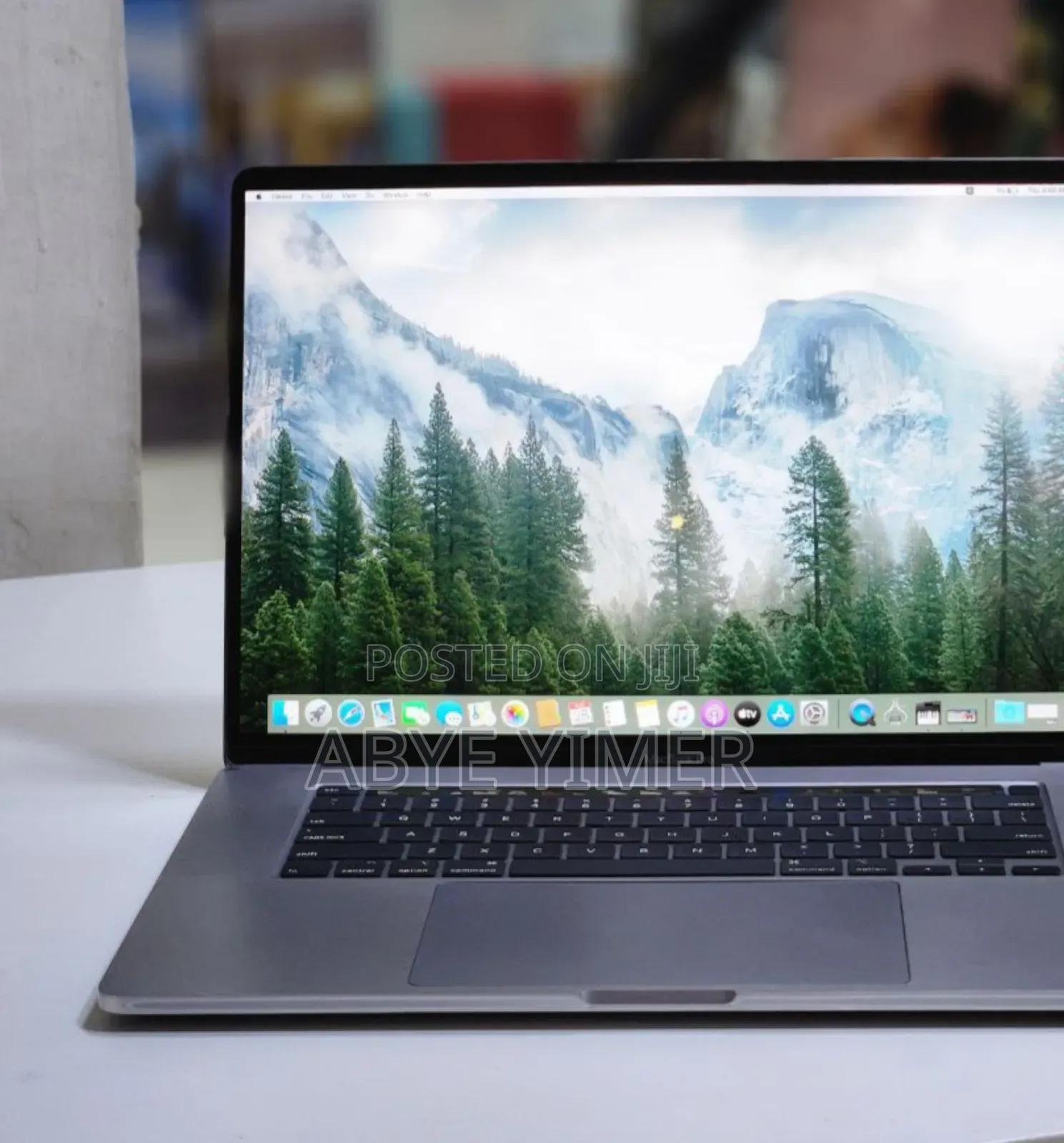New Laptop Apple MacBook Pro 2019 32GB Intel Core I9 SSD 1T