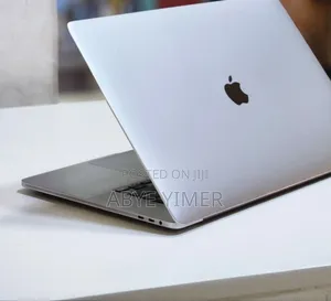 New Laptop Apple MacBook Pro 2019 32GB Intel Core I9 SSD 1T