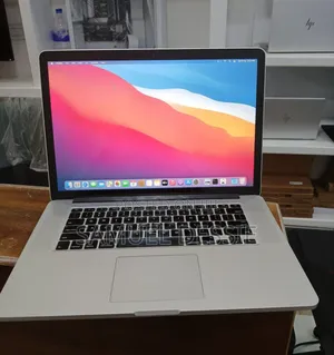 Photo - Laptop Apple MacBook Pro 2015 16GB Intel Core I7 SSD 256GB