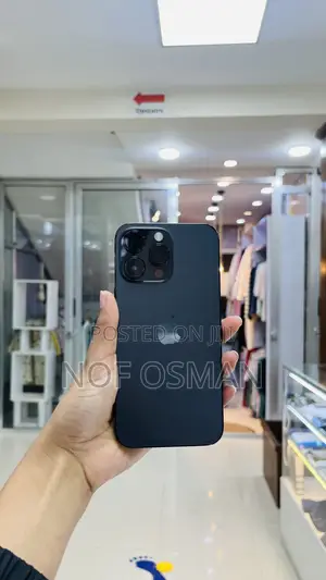 Photo - Apple iPhone 14 Pro Max 256 GB Black