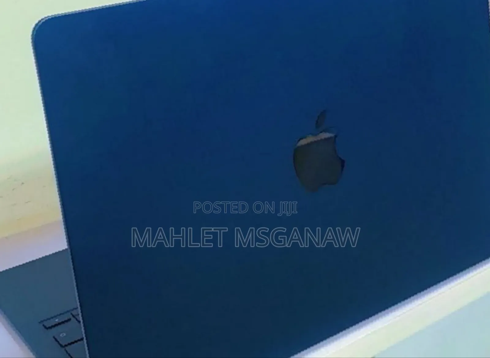 New Laptop Apple MacBook Air 2022 M2 8GB Intel Core I7 SSD 256GB