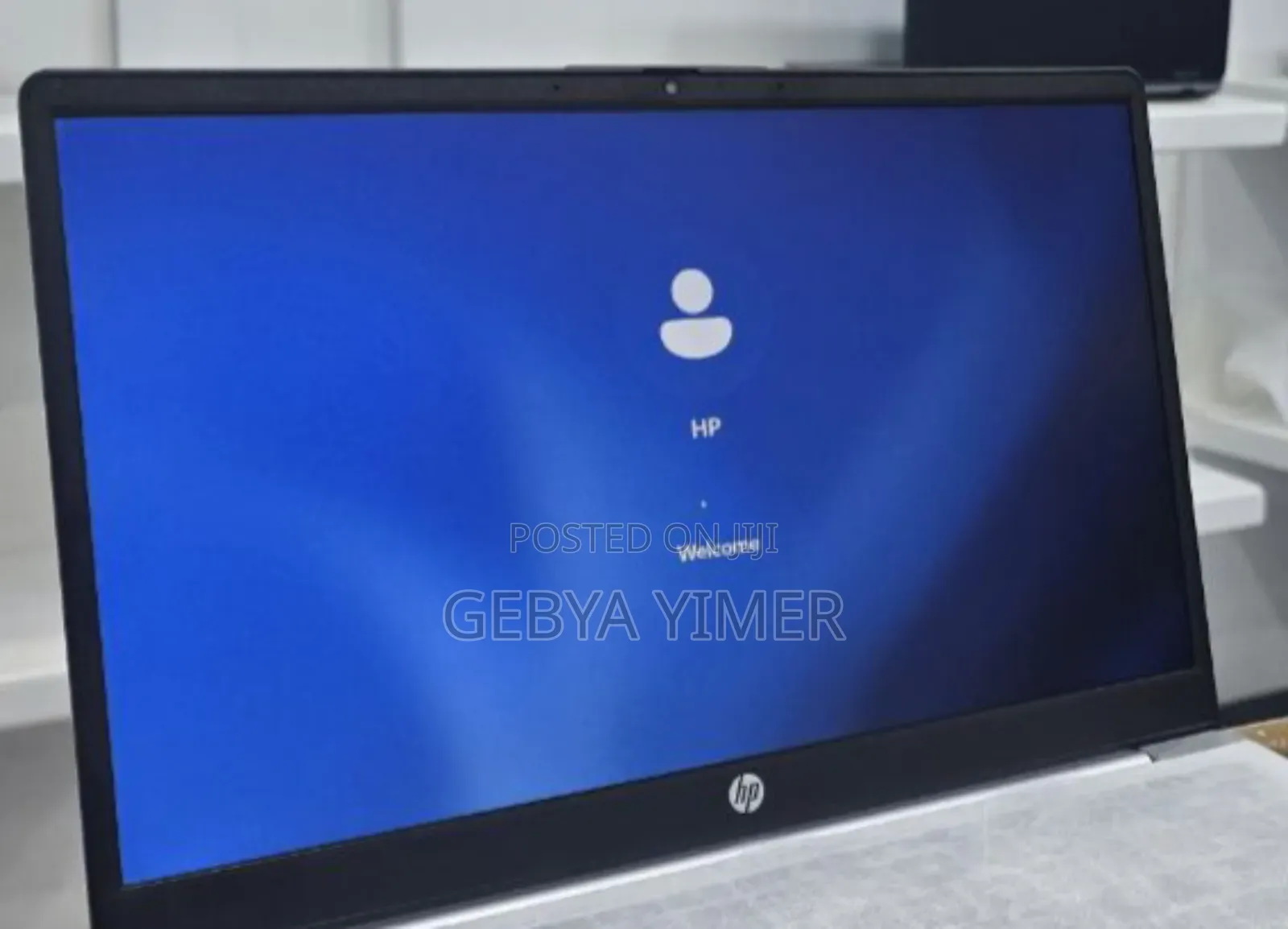 New Laptop HP 14-Ep0063 12GB Intel Core I3 SSD 512GB