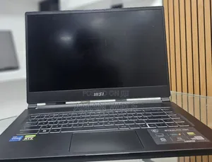 New Laptop MSI Stealth 14 Studio A13VF 16GB Intel Core I5 SSD 1T
