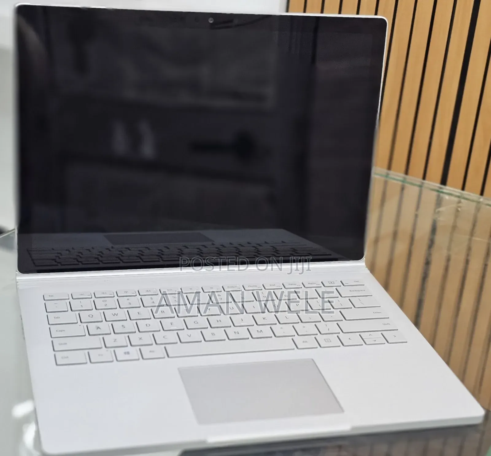 New Laptop Microsoft Surface Book 3 16GB Intel Core I7 SSD 256GB