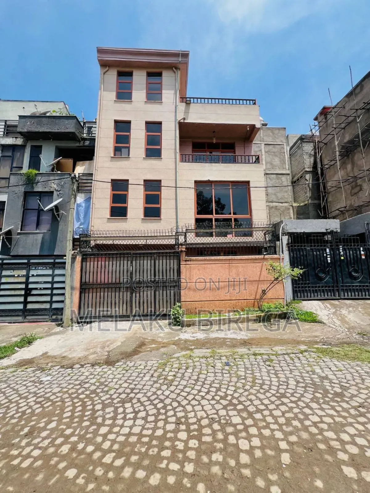 3bdrm House in G+3, Nifas Silk-Lafto for sale