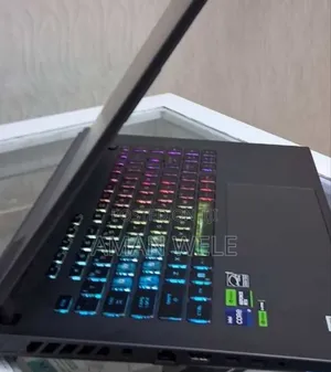 New Laptop HP EliteBook 830 G5 8GB Intel SSD 256GB