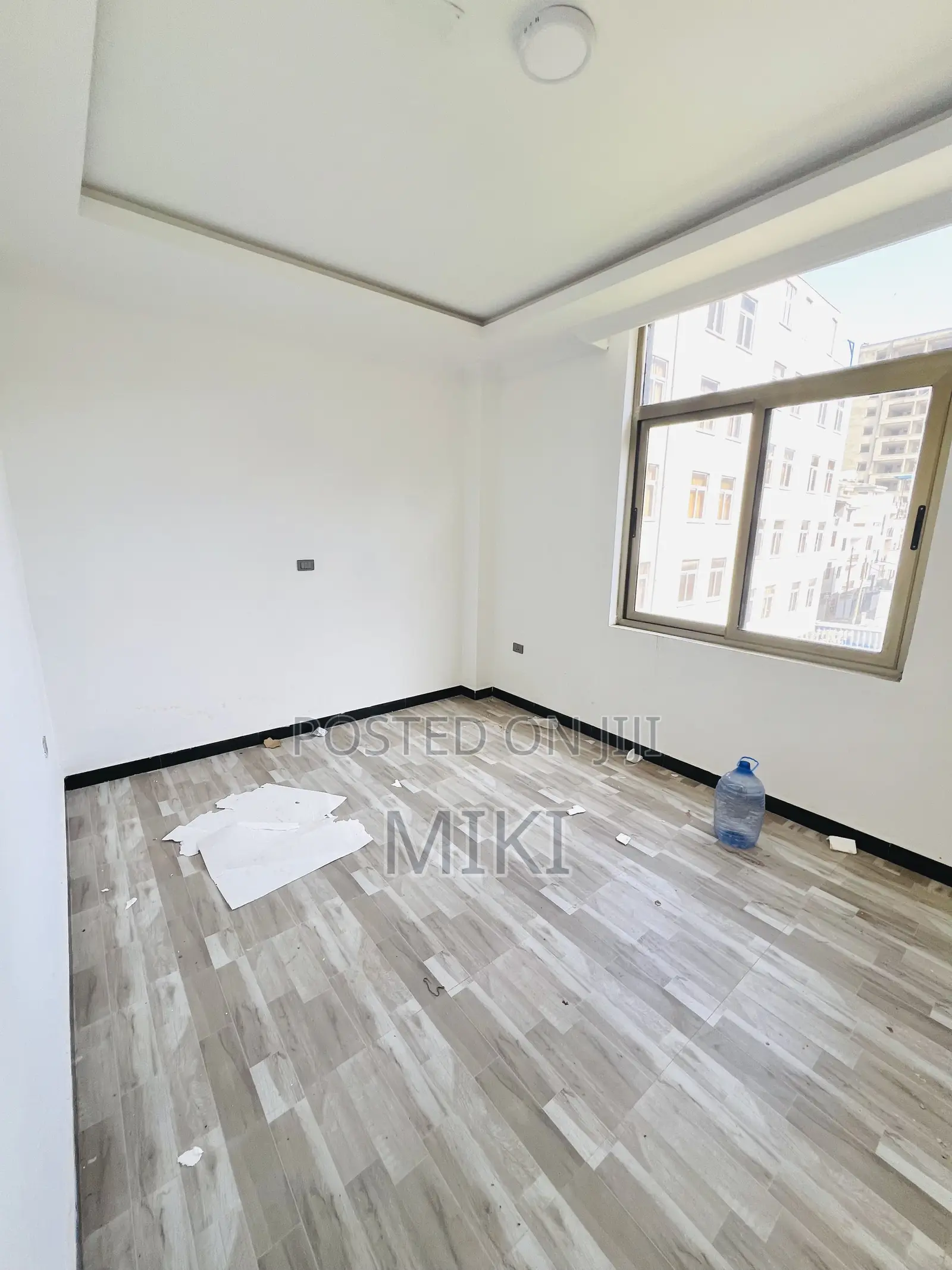 Furnished 5bdrm Apartment in Haile Garment, Nifas Silk-Lafto for sale